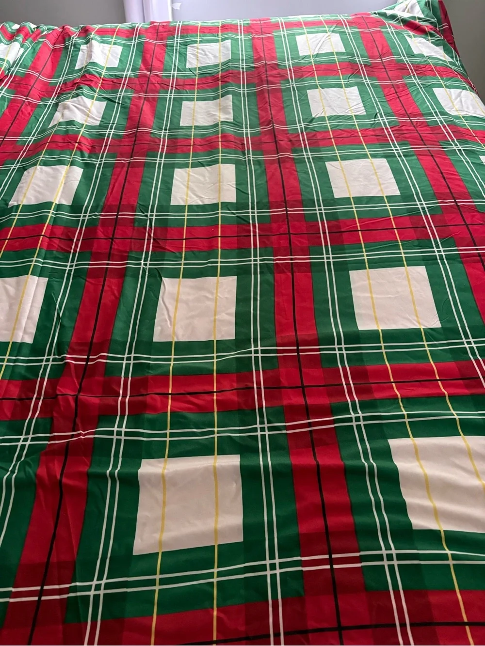 Christmas Plaid Duvet Cover and Pillow Sham.  TWIN